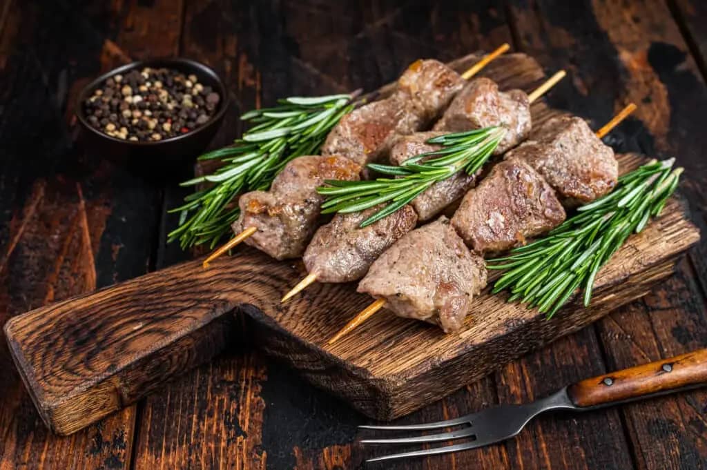 сочная вырезка из поросёнка под маринадом из ярких специй